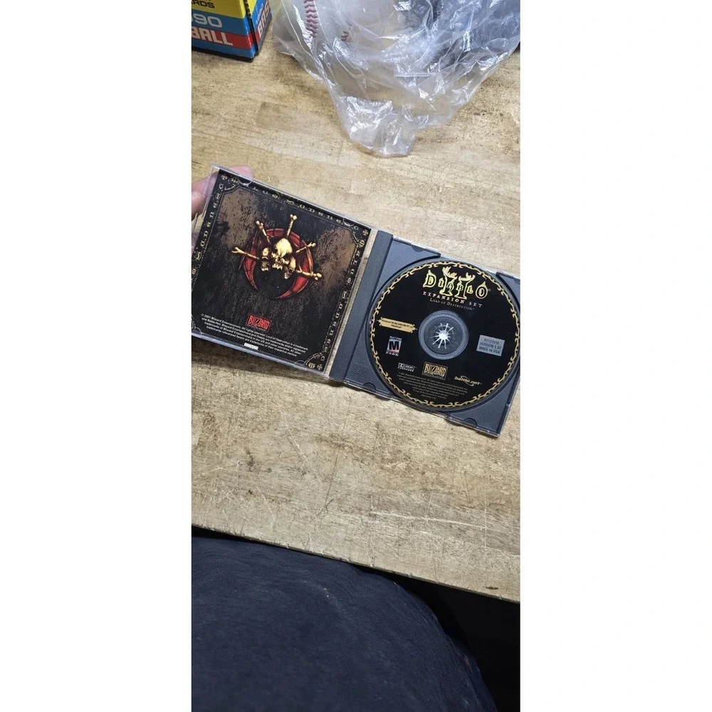 Diablo 2 Lord of Destruction Expansion Set PC Game CD-ROM 2001